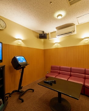 カラオケボックス