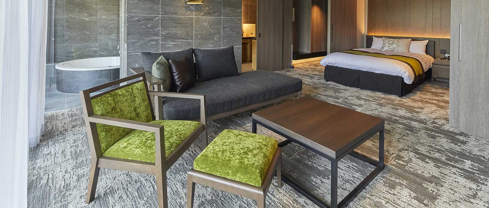 デラックス　洋室　定員：4名　広さ：59～63㎡