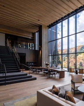 ロビーラウンジ