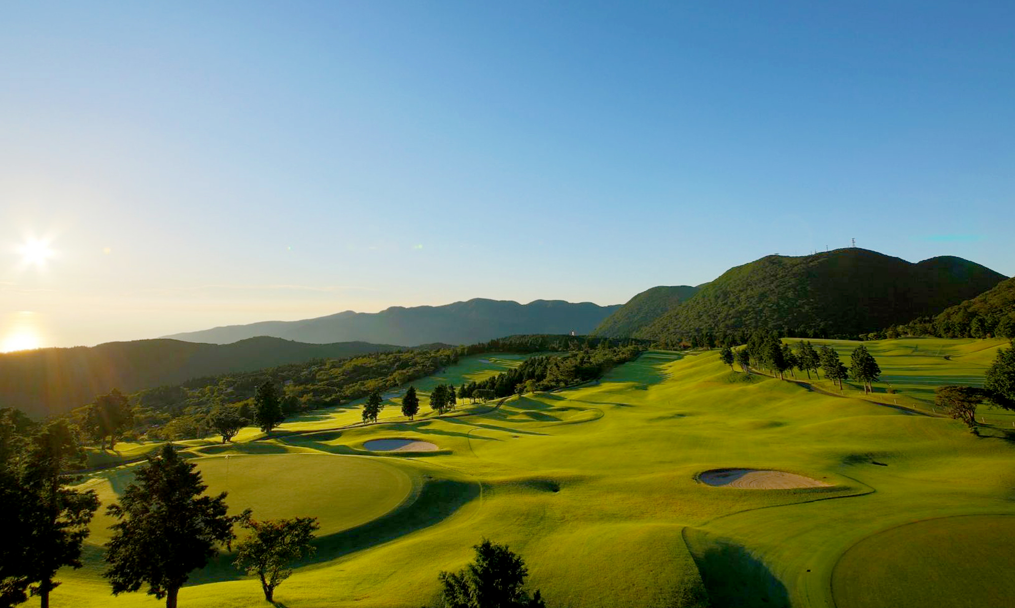 箱根湯の花ゴルフ場［車8分／約4.8km］