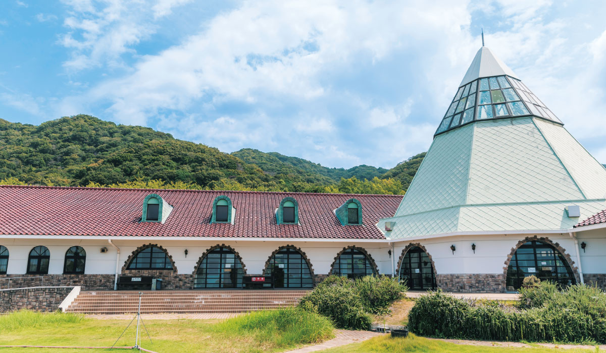 香りに包まれるテーマパークでボタニカル香水づくりに挑戦