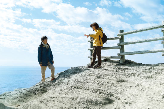 海底火山時代の地層が織りなす神秘的な造形美